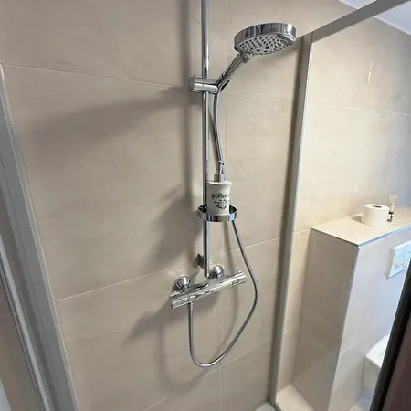 Appartamento Premium 4 Bett ,wifi, Waipu Tv, Waschmaschine, Trockner, Kueche In *